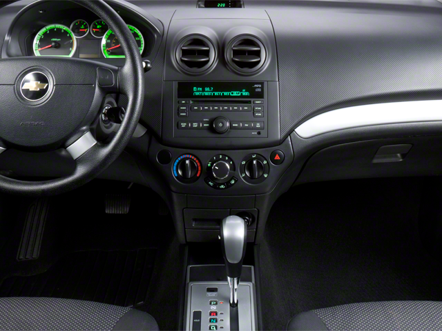 2011 Chevrolet Aveo LT w/1LT