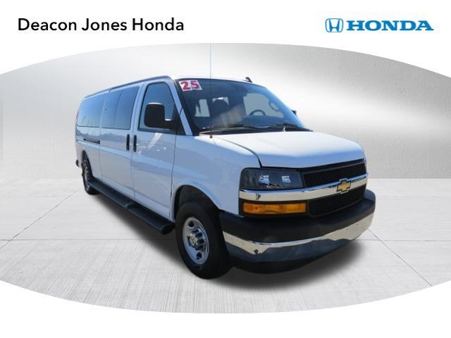2025 Chevrolet Express Passenger LT