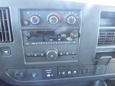 2025 Chevrolet Express Passenger LT
