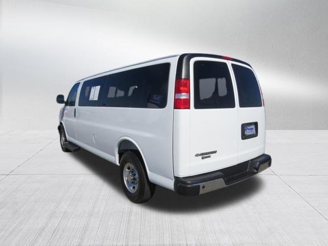 2025 Chevrolet Express Passenger LT