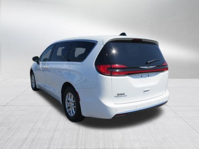 2023 Chrysler Pacifica Touring