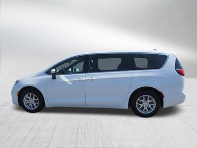 2023 Chrysler Pacifica Touring