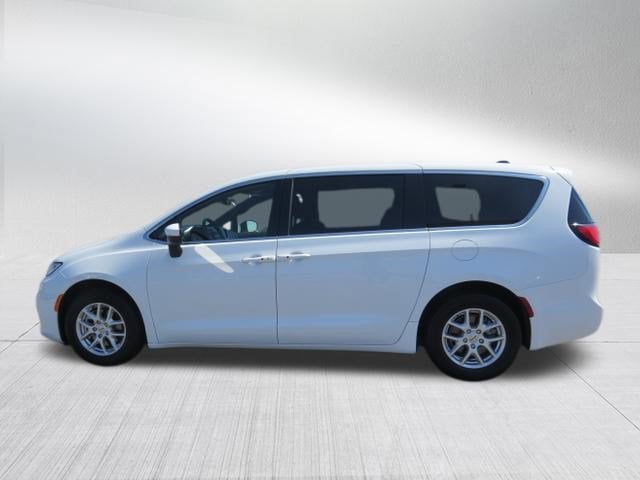 2023 Chrysler Pacifica Touring