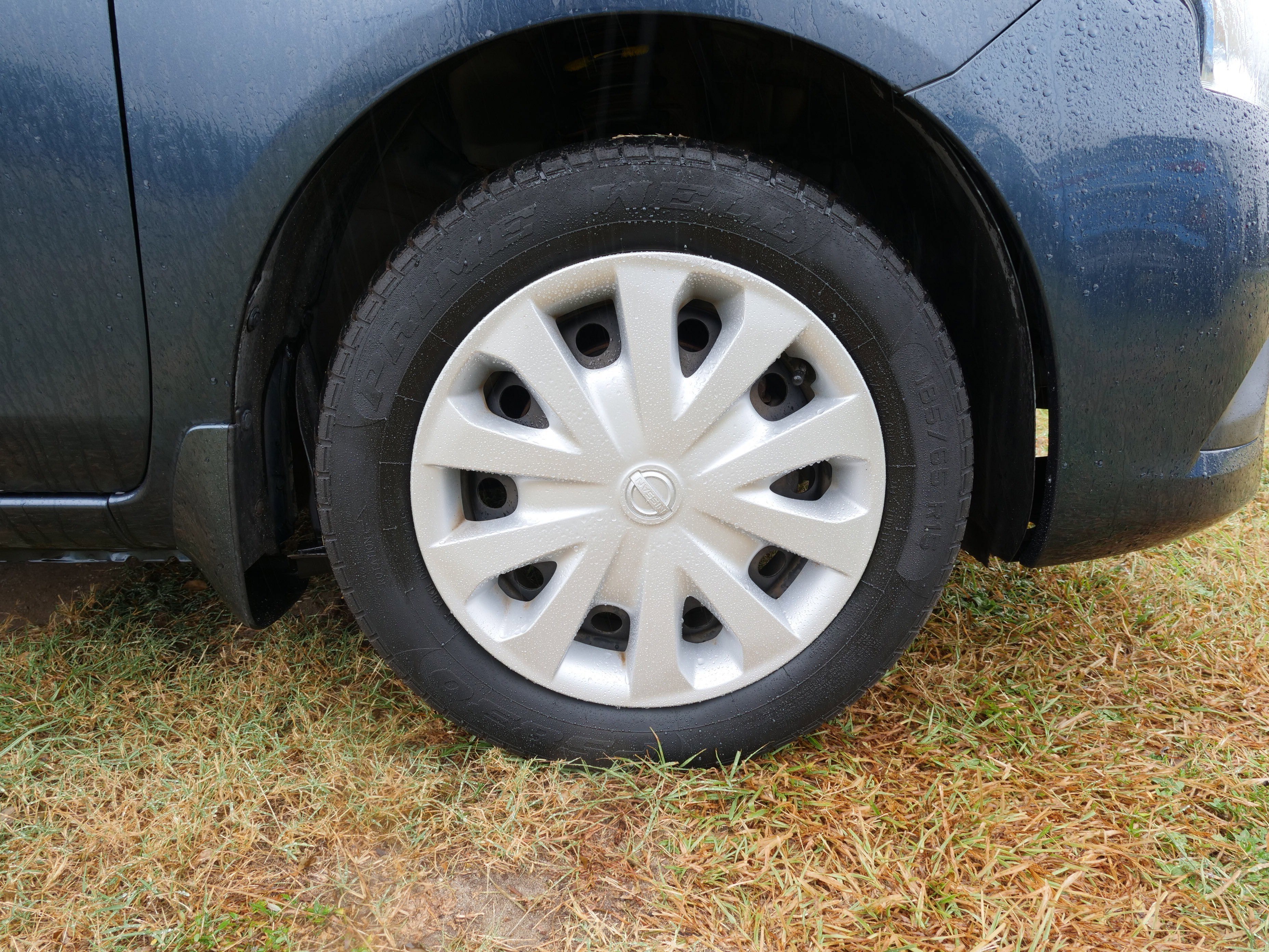 2017 Nissan Versa Sedan S Plus