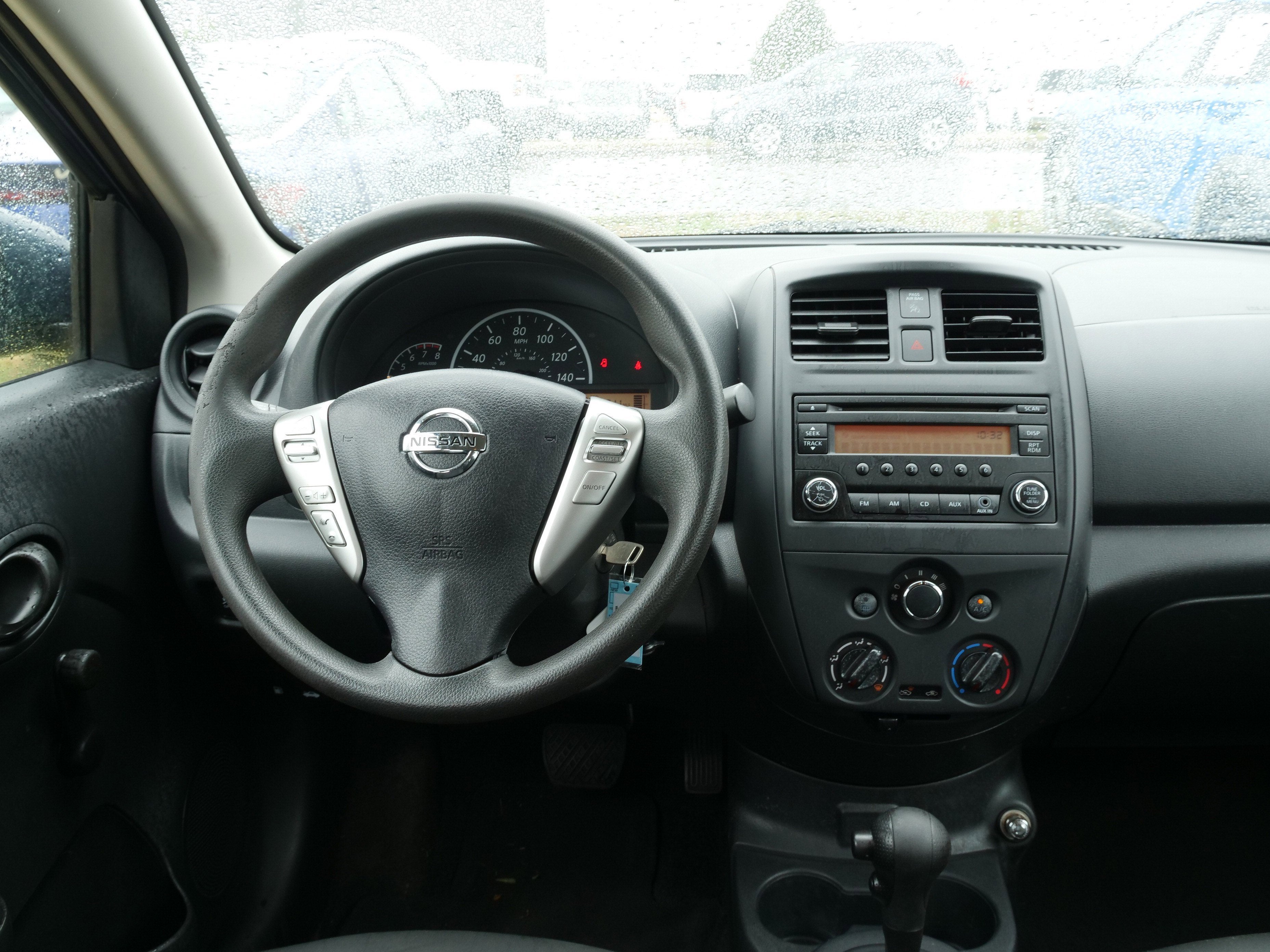 2017 Nissan Versa Sedan S Plus