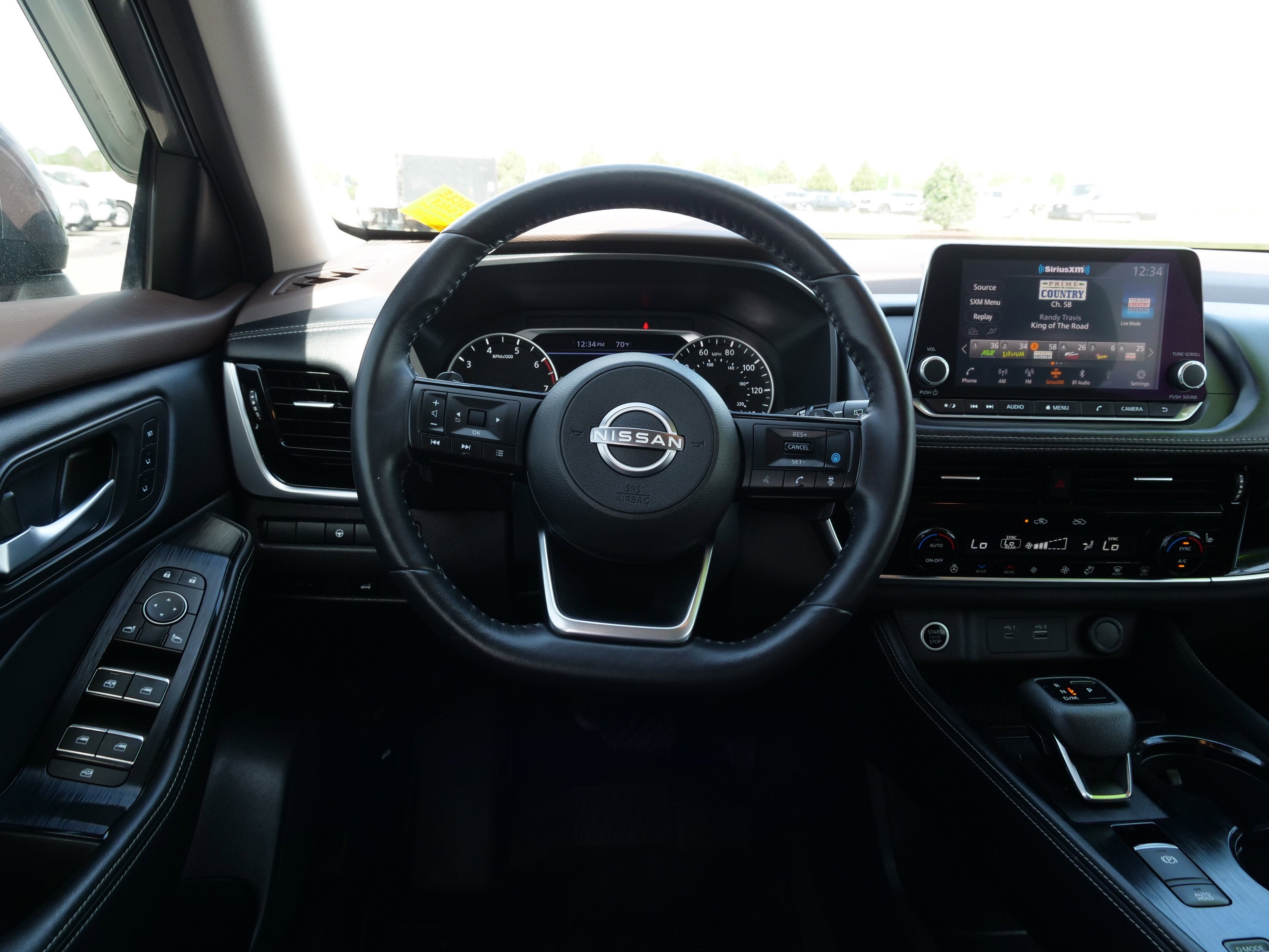 2022 Nissan Rogue SL