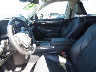 2023 Toyota Highlander Limited