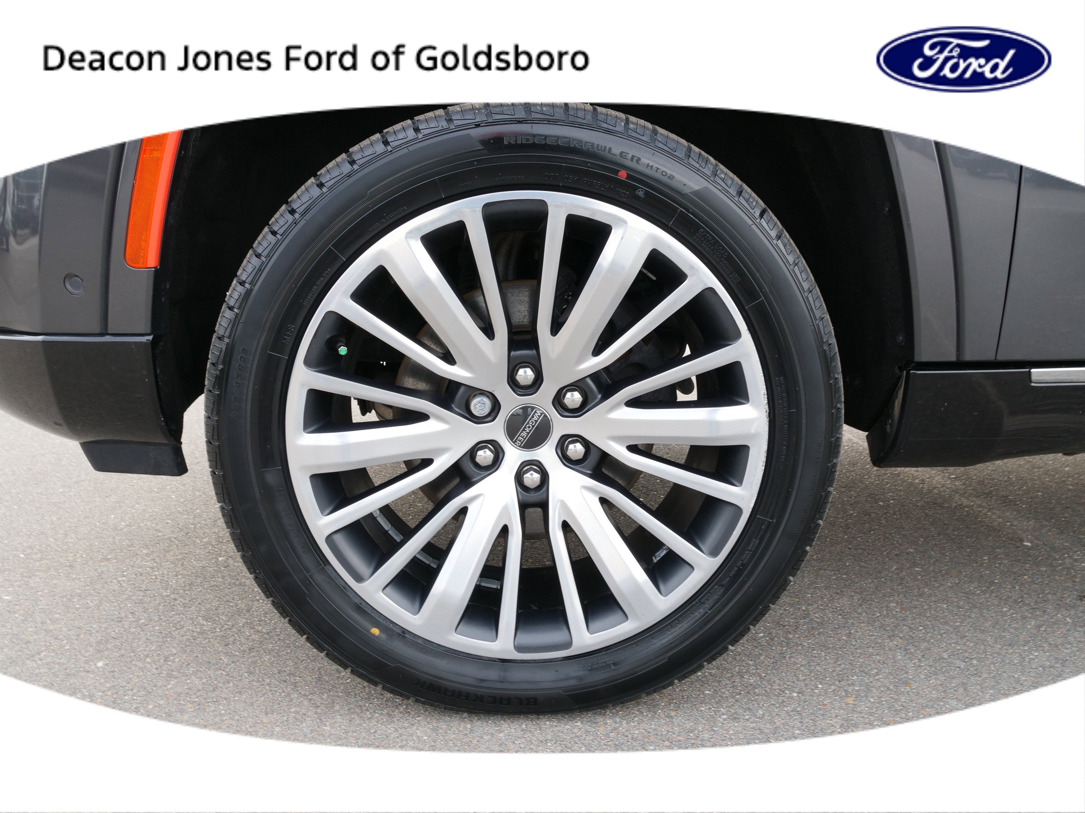 2022 Jeep Grand Wagoneer Series III