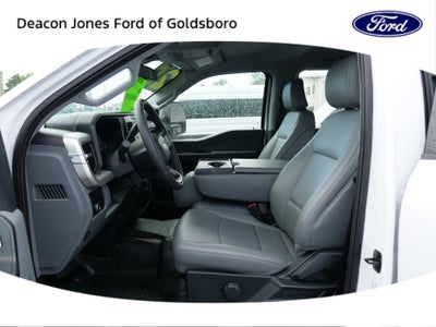 2025 Ford Super Duty F-450 DRW XL