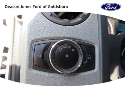 2024 Ford E-Series Cutaway Base