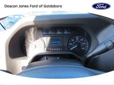 2024 Ford E-Series Cutaway Base