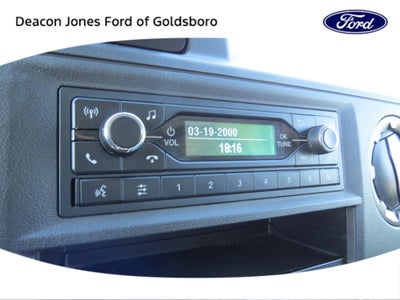 2024 Ford E-Series Cutaway Base
