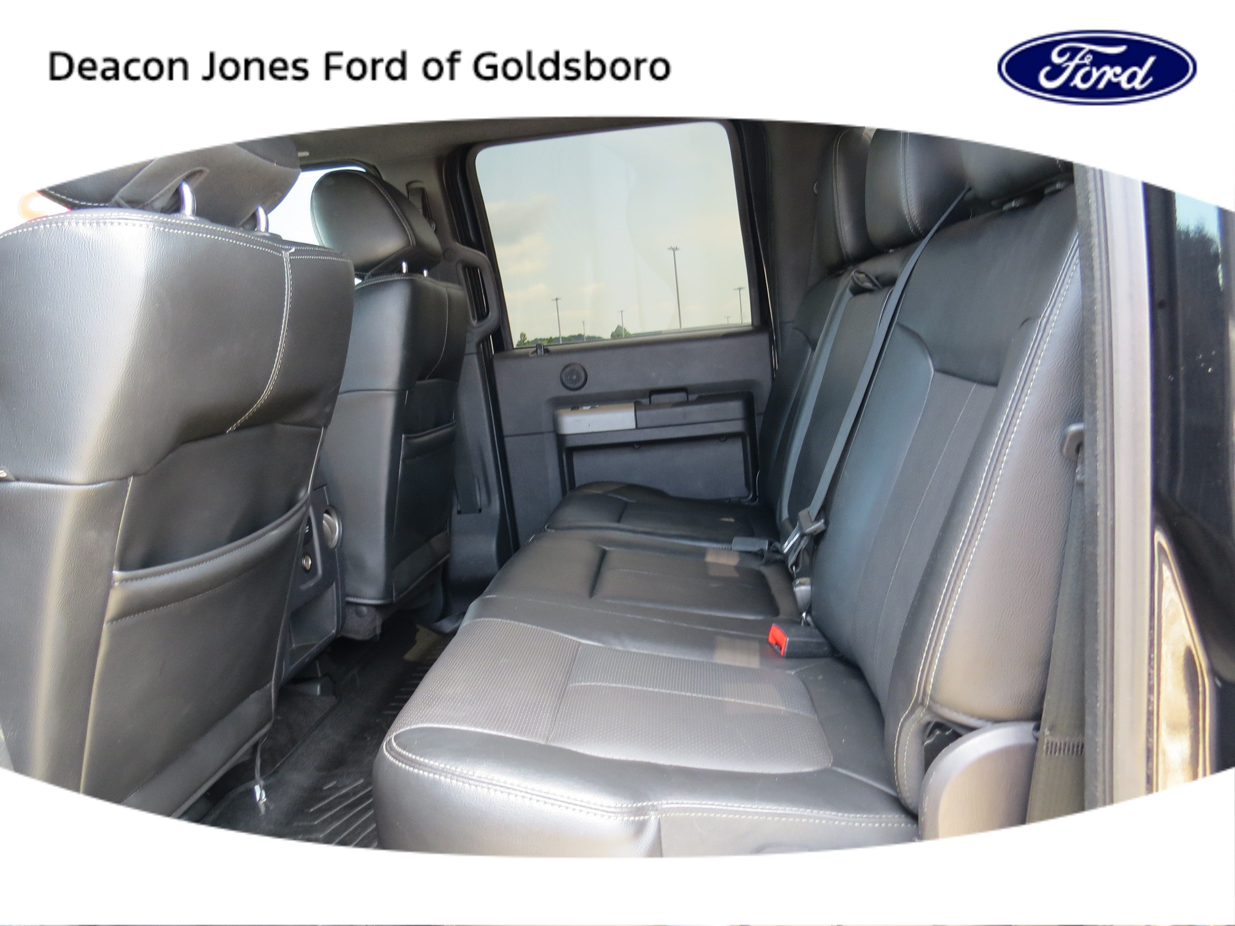 2015 Ford Super Duty F-350 SRW Lariat
