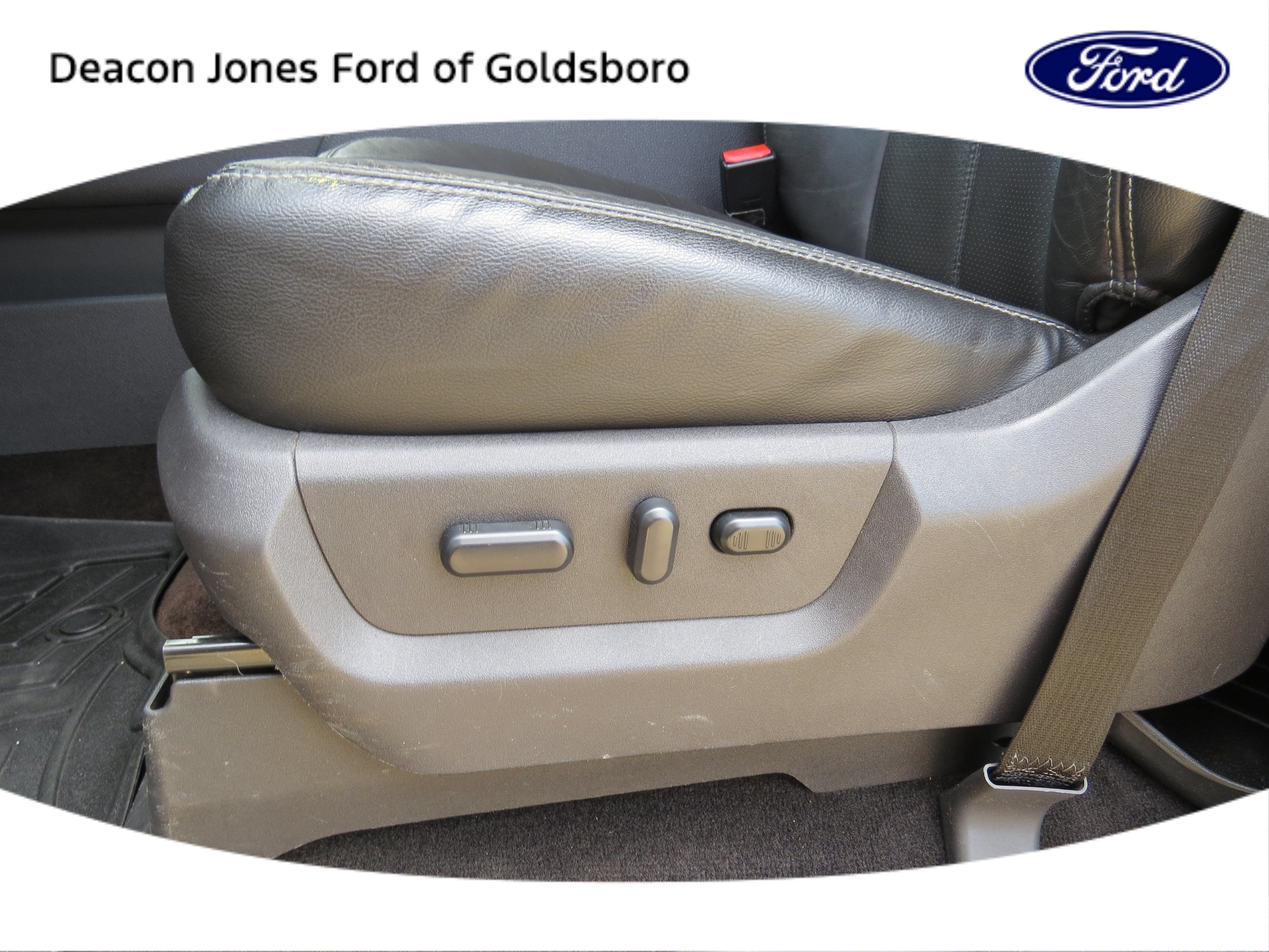 2015 Ford Super Duty F-350 SRW Lariat