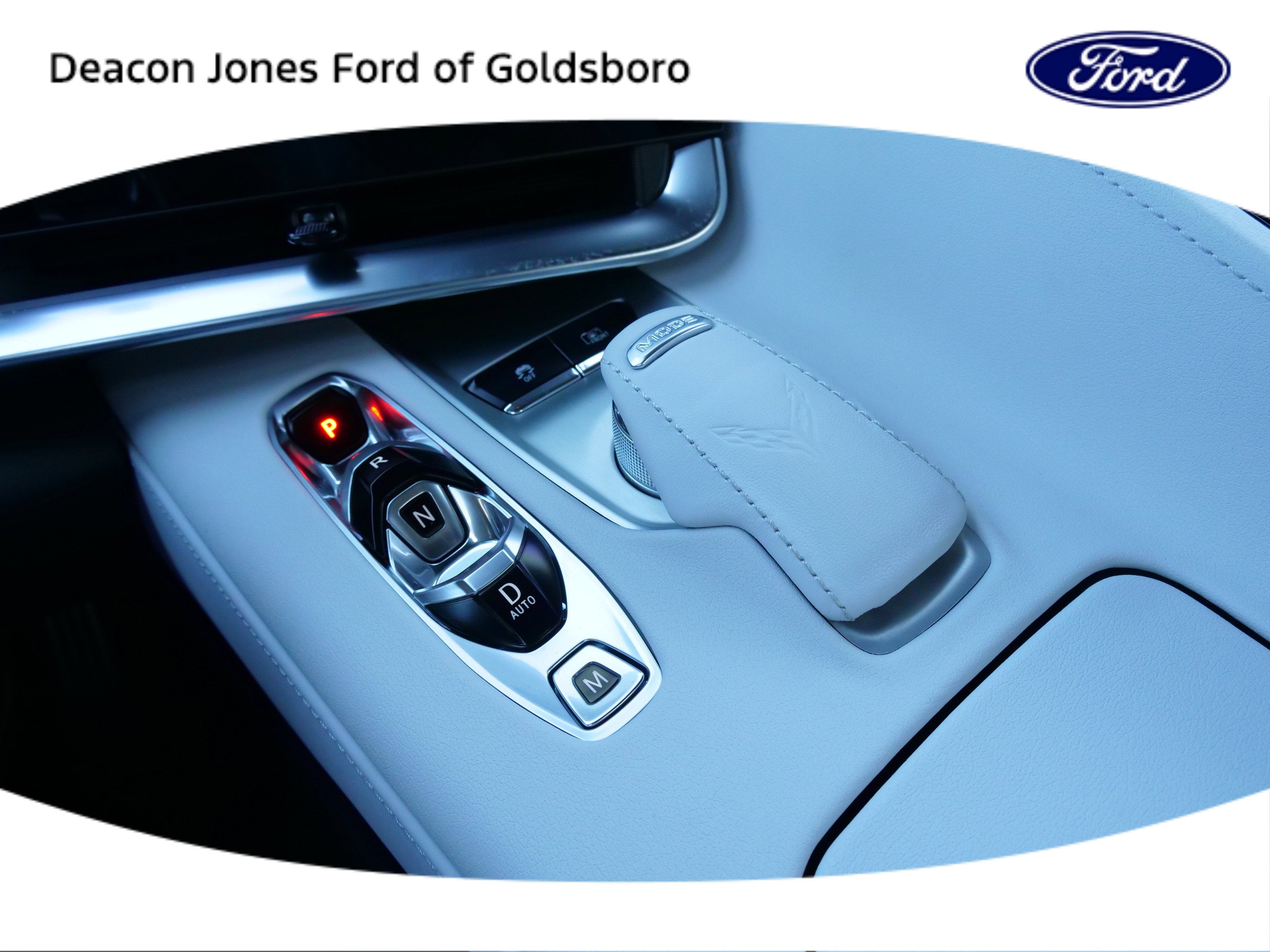 2024 Chevrolet Corvette 2LT