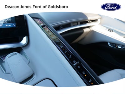 2024 Chevrolet Corvette 2LT