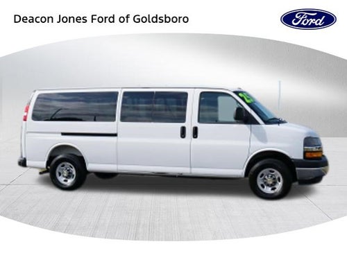 2025 Chevrolet Express Passenger LT