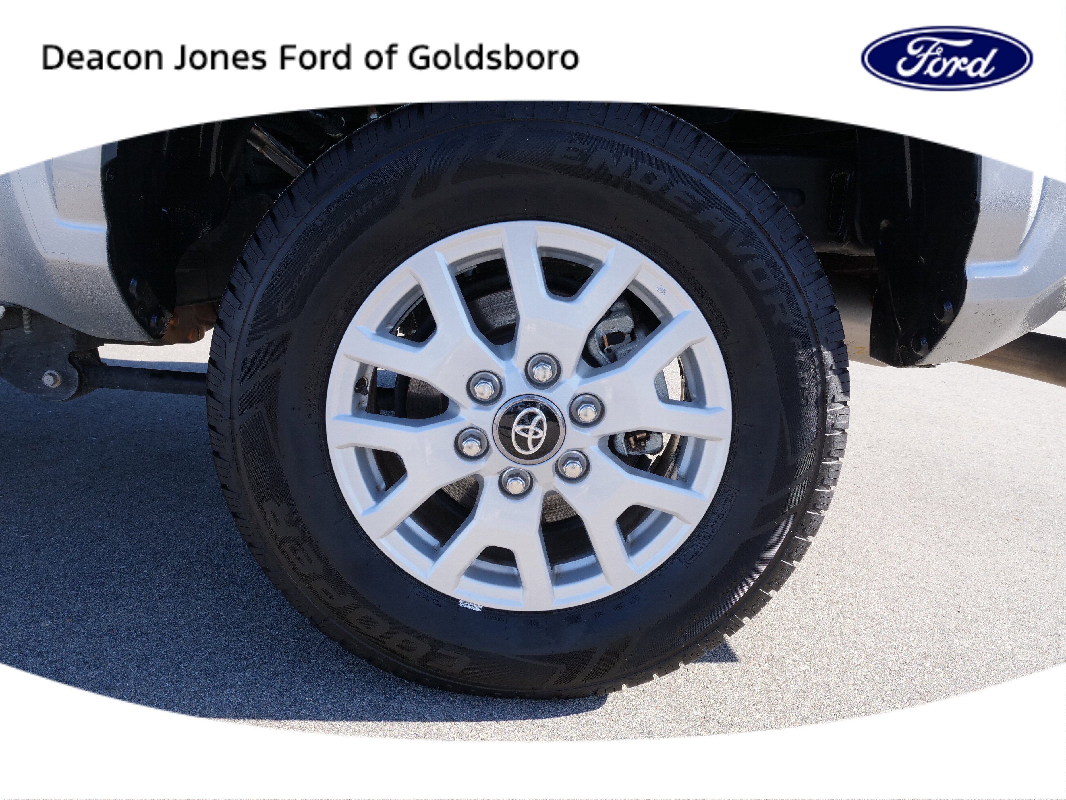 2024 Toyota Tacoma 2WD SR5