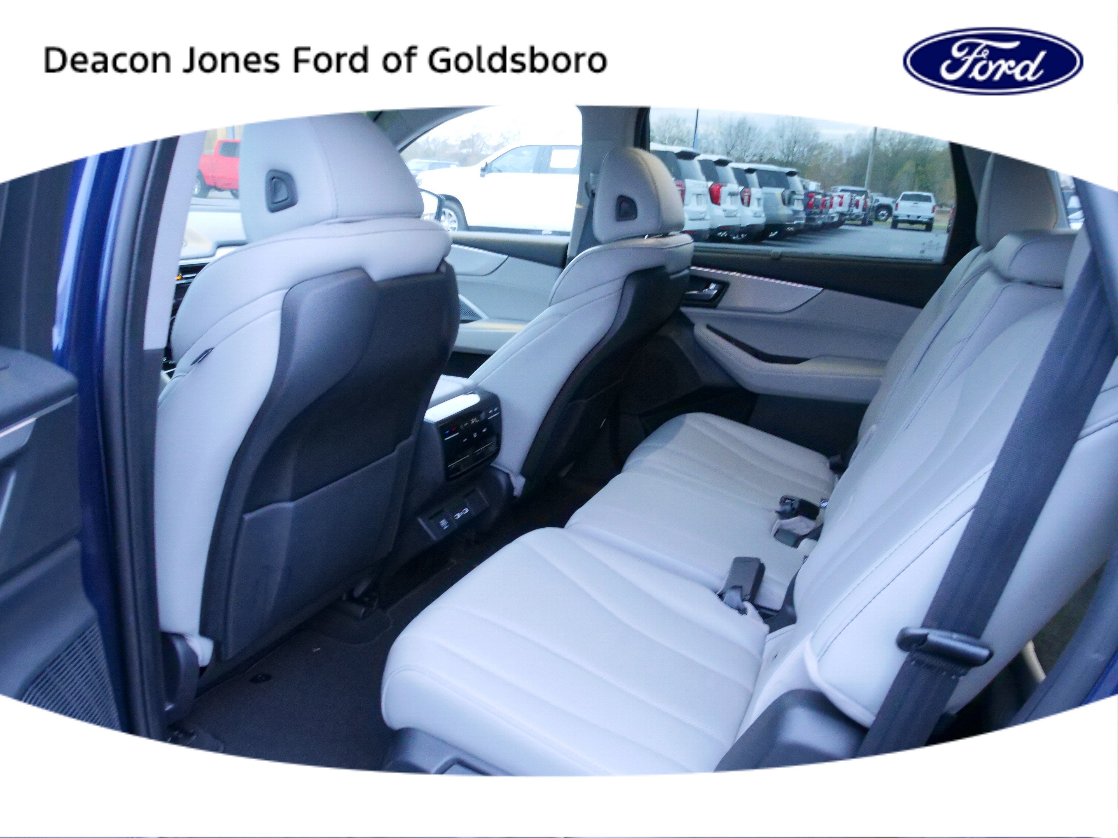 2022 Acura MDX w/Technology Package