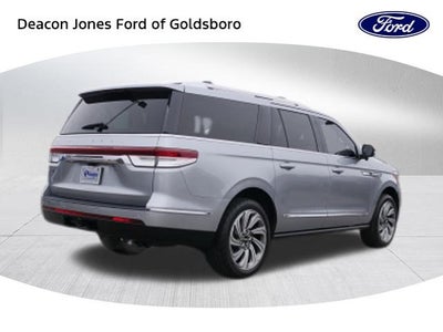 2023 Lincoln Navigator L Reserve