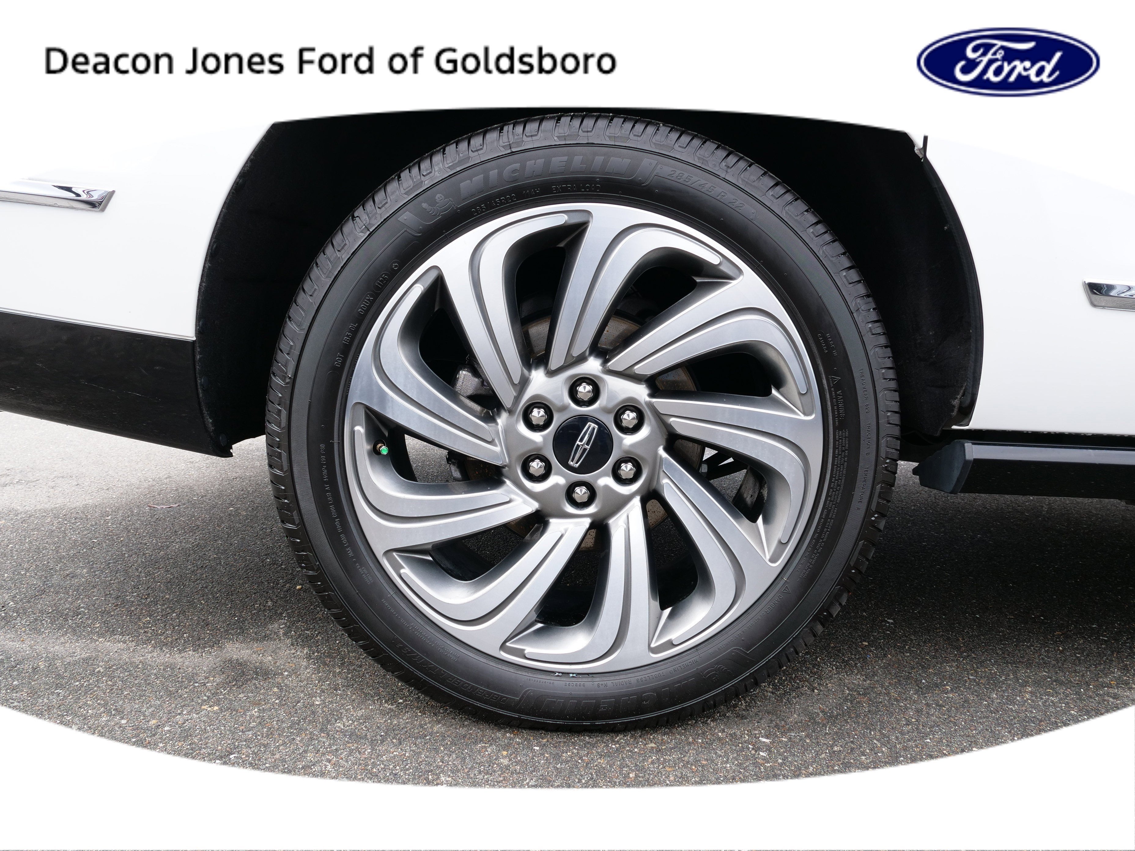 2023 Lincoln Navigator L Reserve