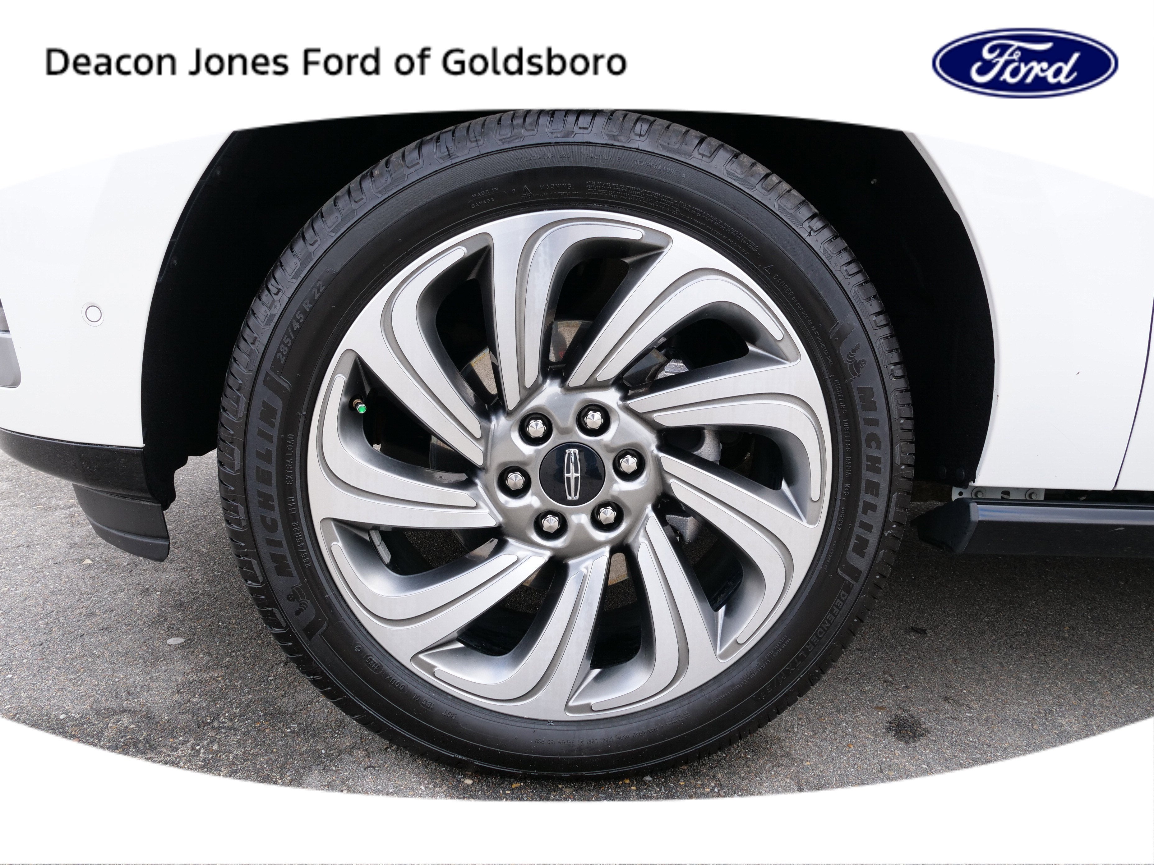 2023 Lincoln Navigator L Reserve