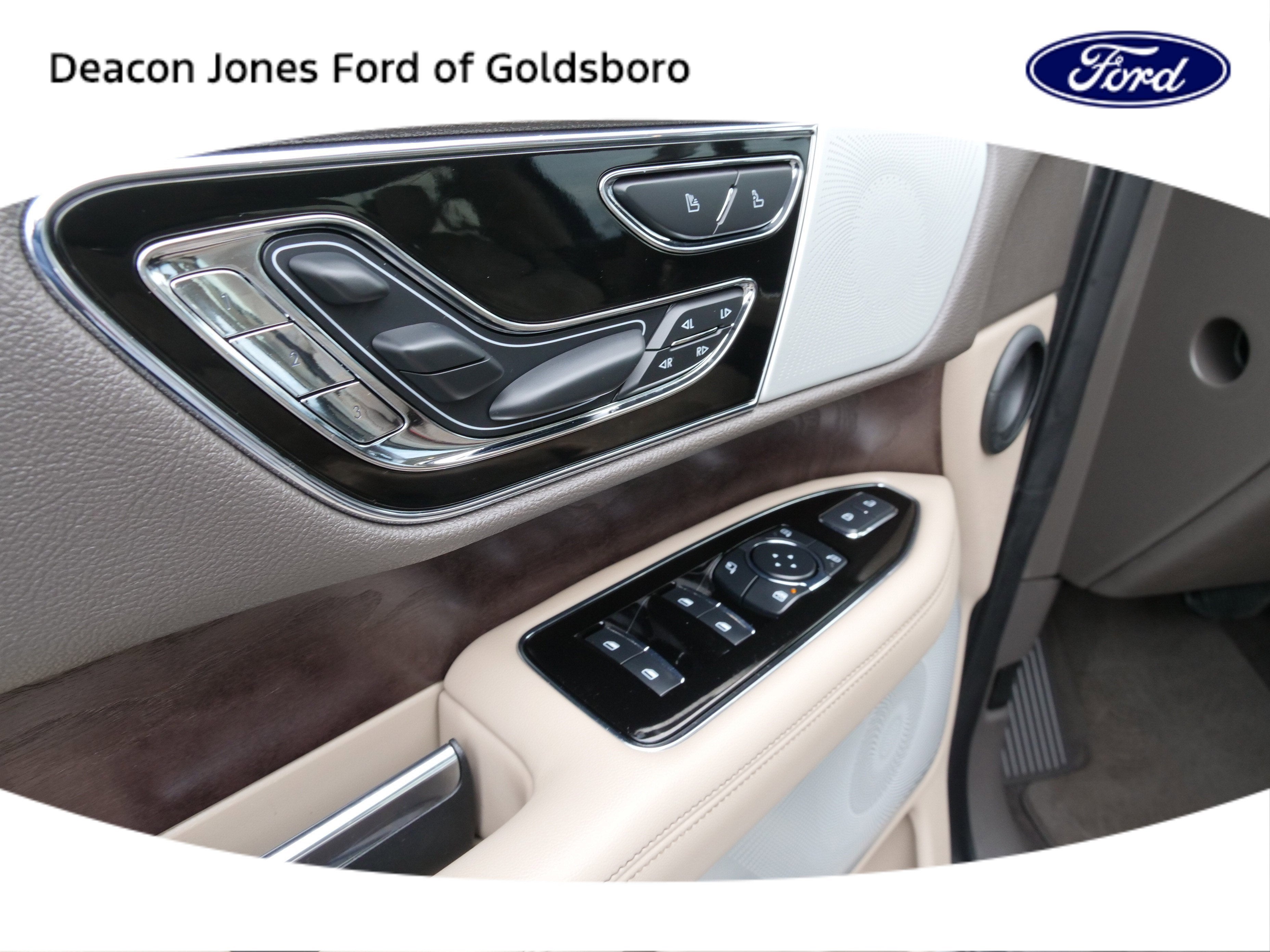 2024 Lincoln Navigator L Reserve