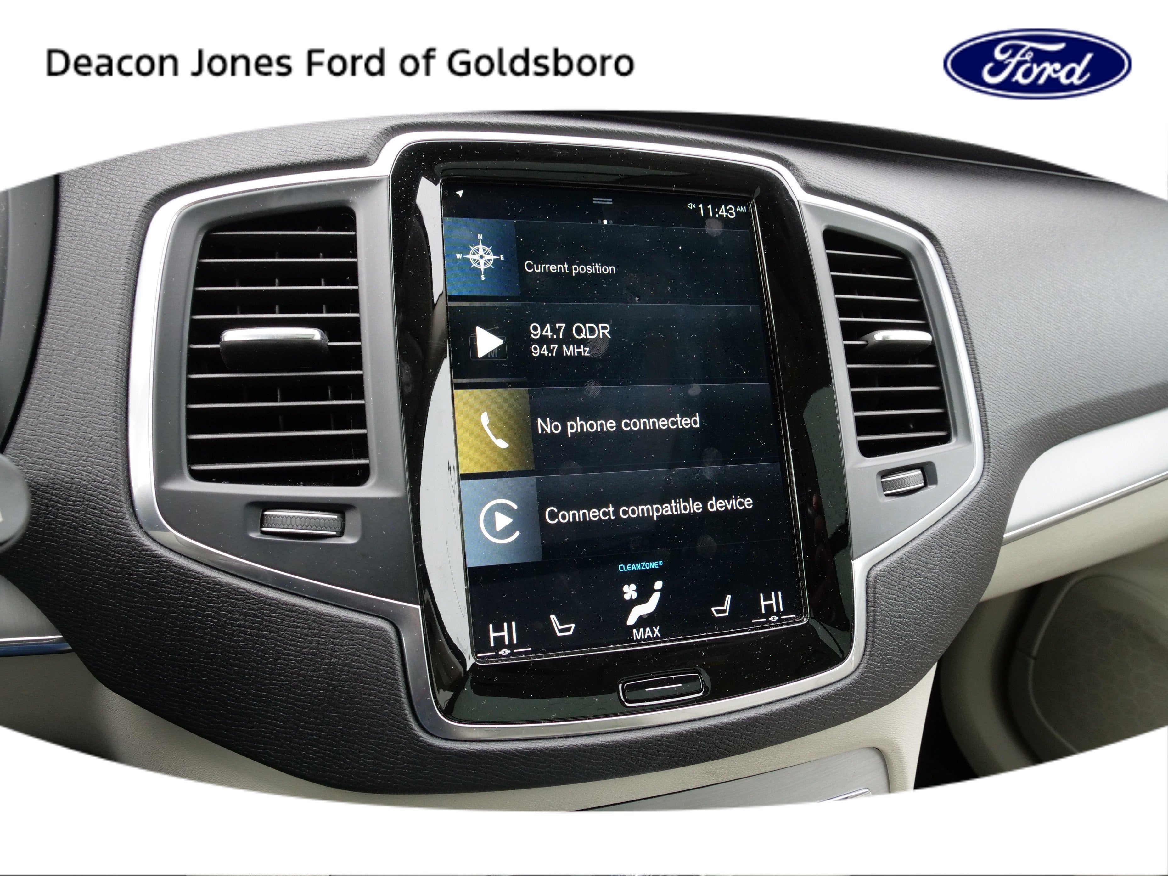 2021 Volvo XC90 Momentum