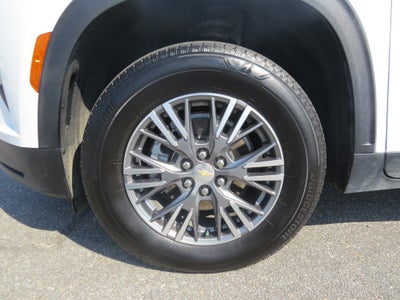 2026 Chevrolet Traverse FWD LT