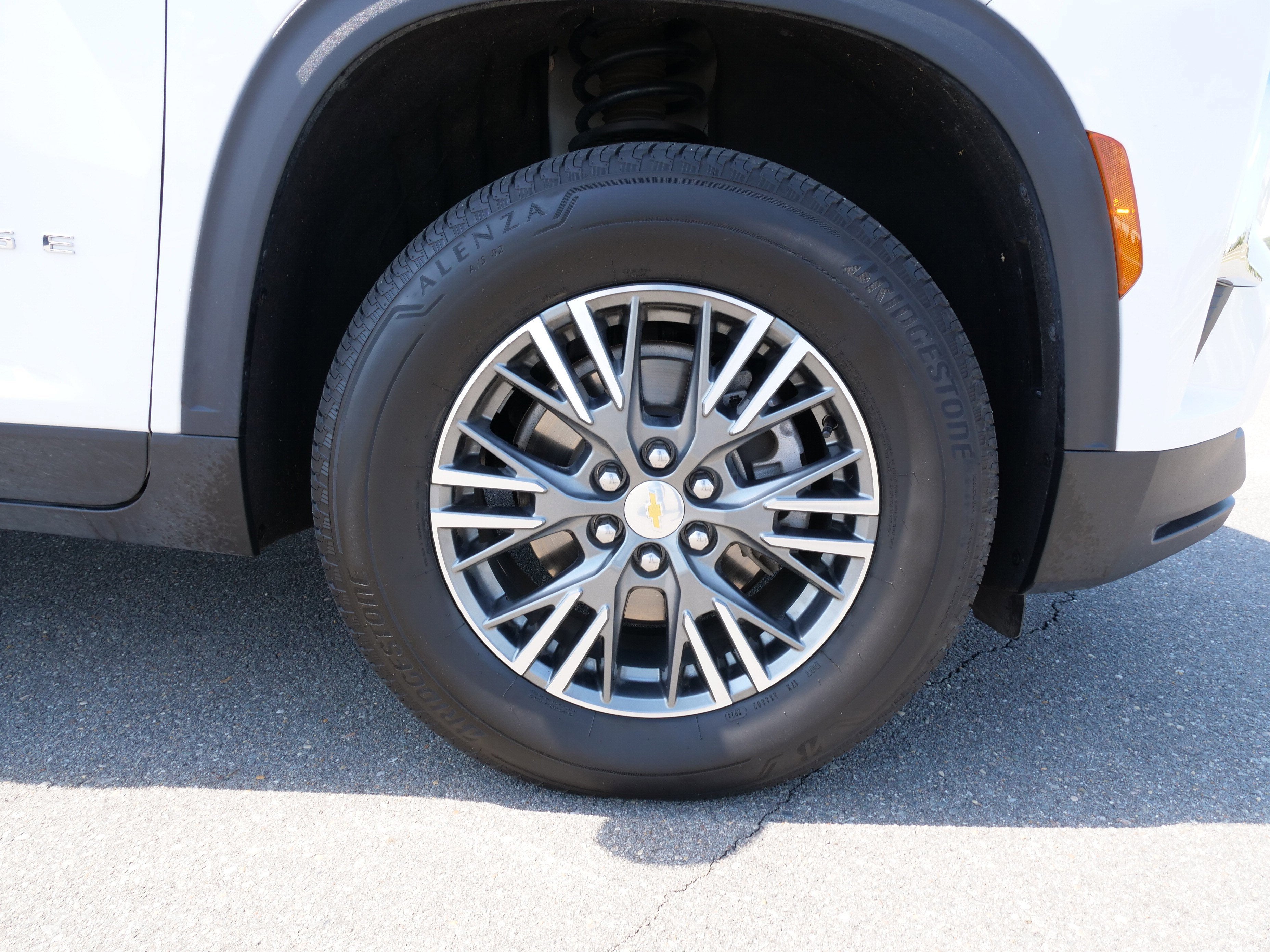 2024 Chevrolet Traverse AWD LT