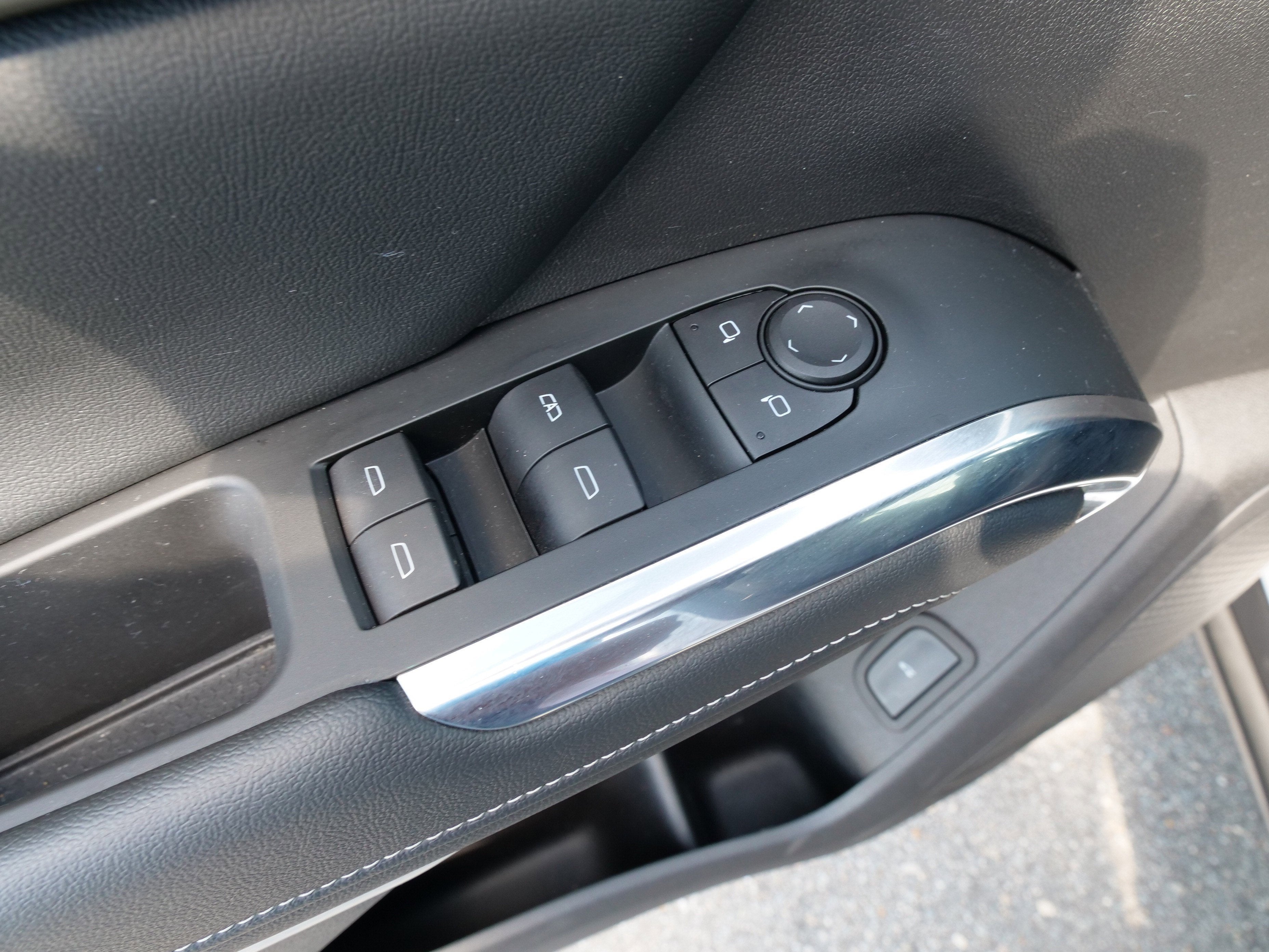 2024 Chevrolet Traverse AWD LT