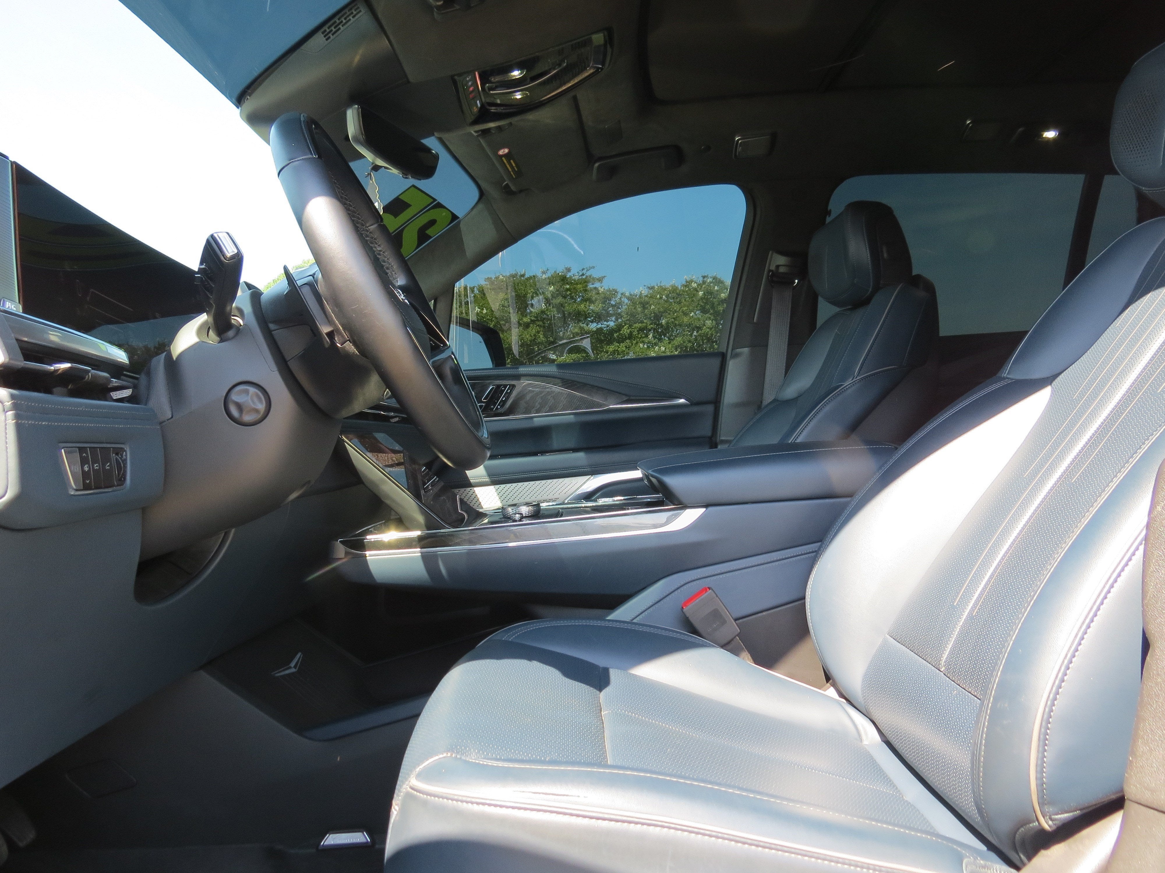 2025 Cadillac ESCALADE IQ Sport 2