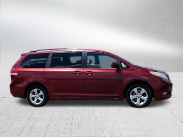 2014 Toyota Sienna LE