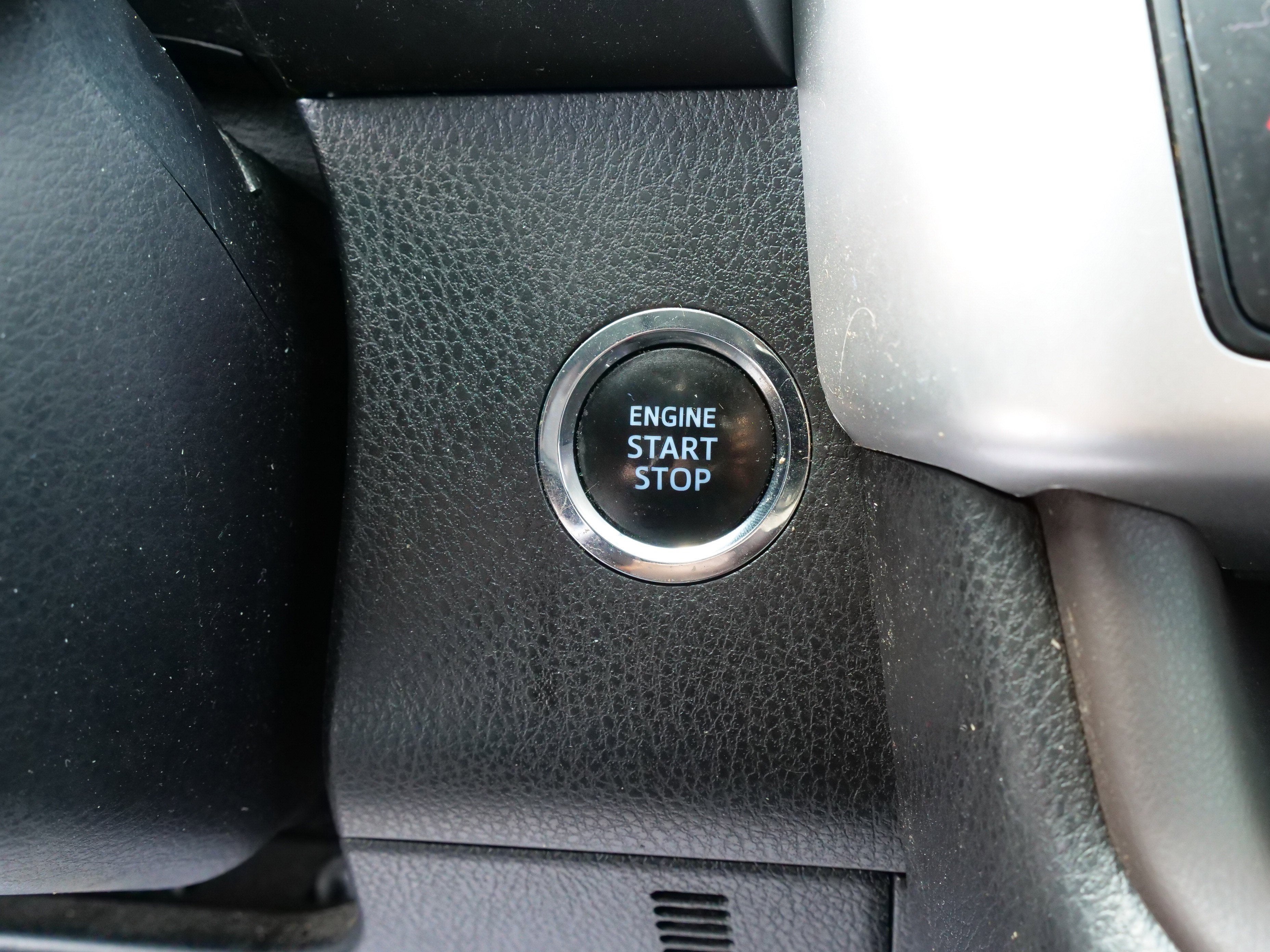 2016 Toyota Highlander Base