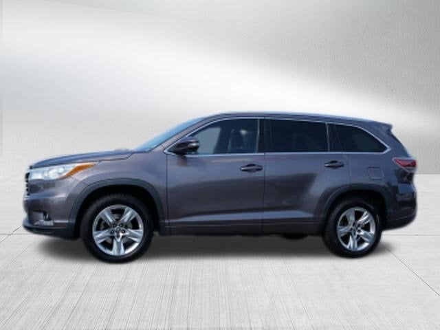 2016 Toyota Highlander Base