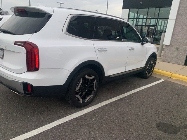 2023 Kia Telluride S