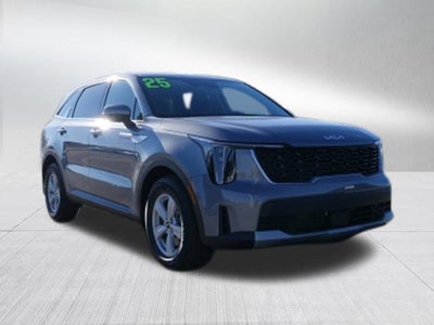 2025 Kia Sorento LX