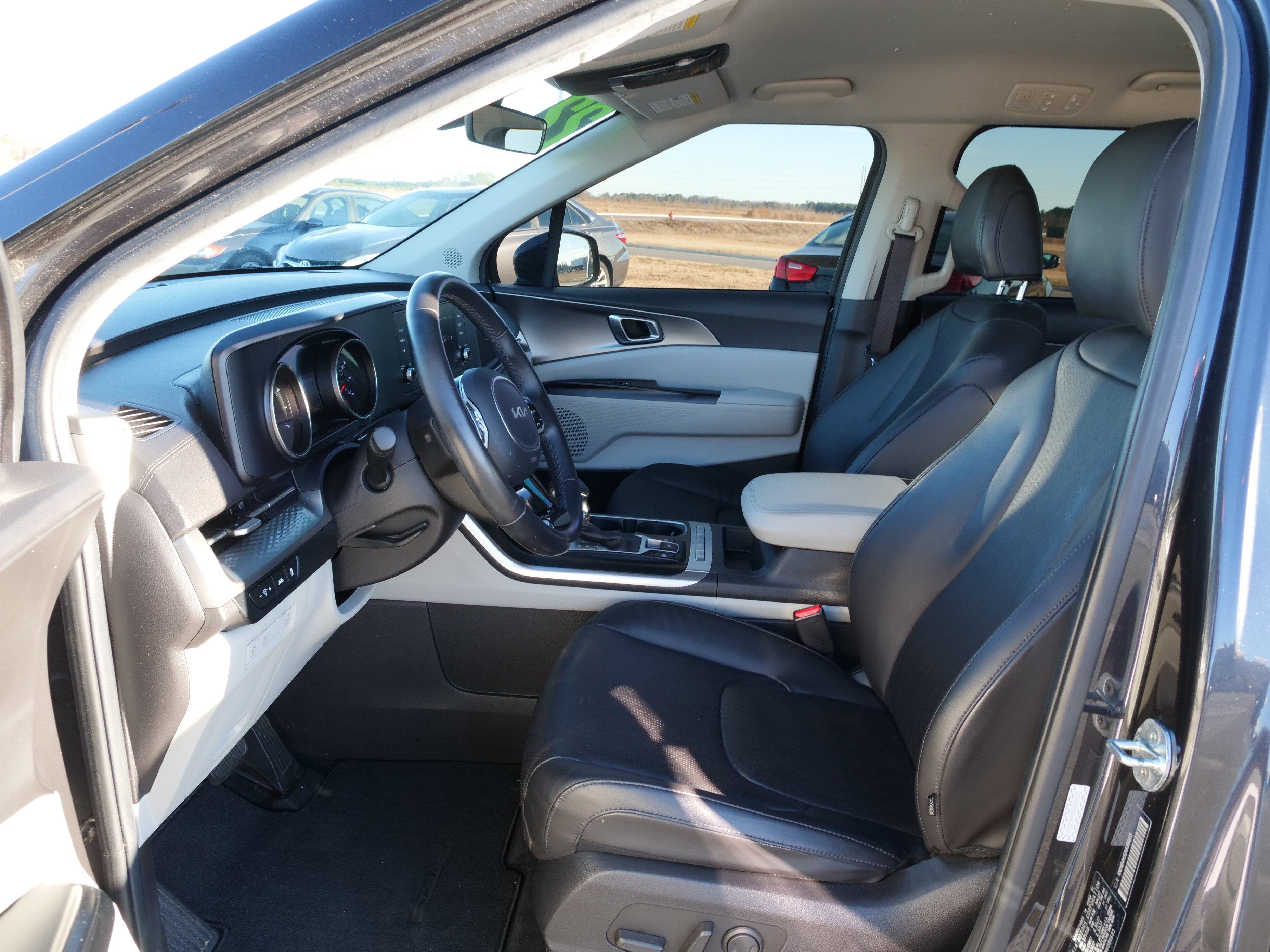 2022 Kia Carnival LXS