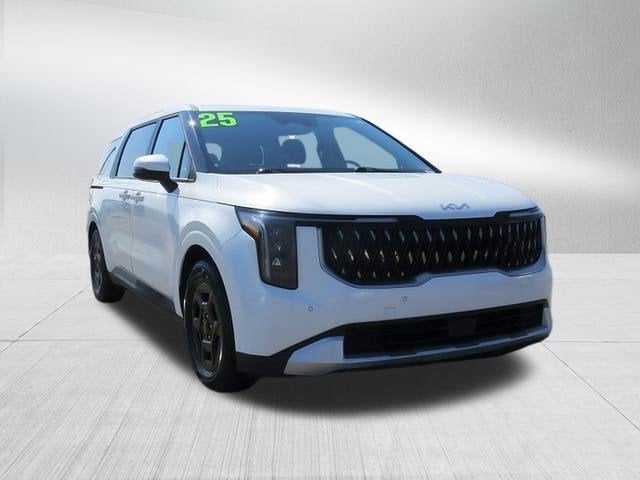 2025 Kia Carnival LXS