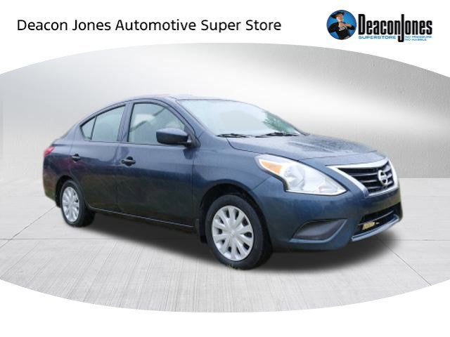 2017 Nissan Versa Sedan S Plus