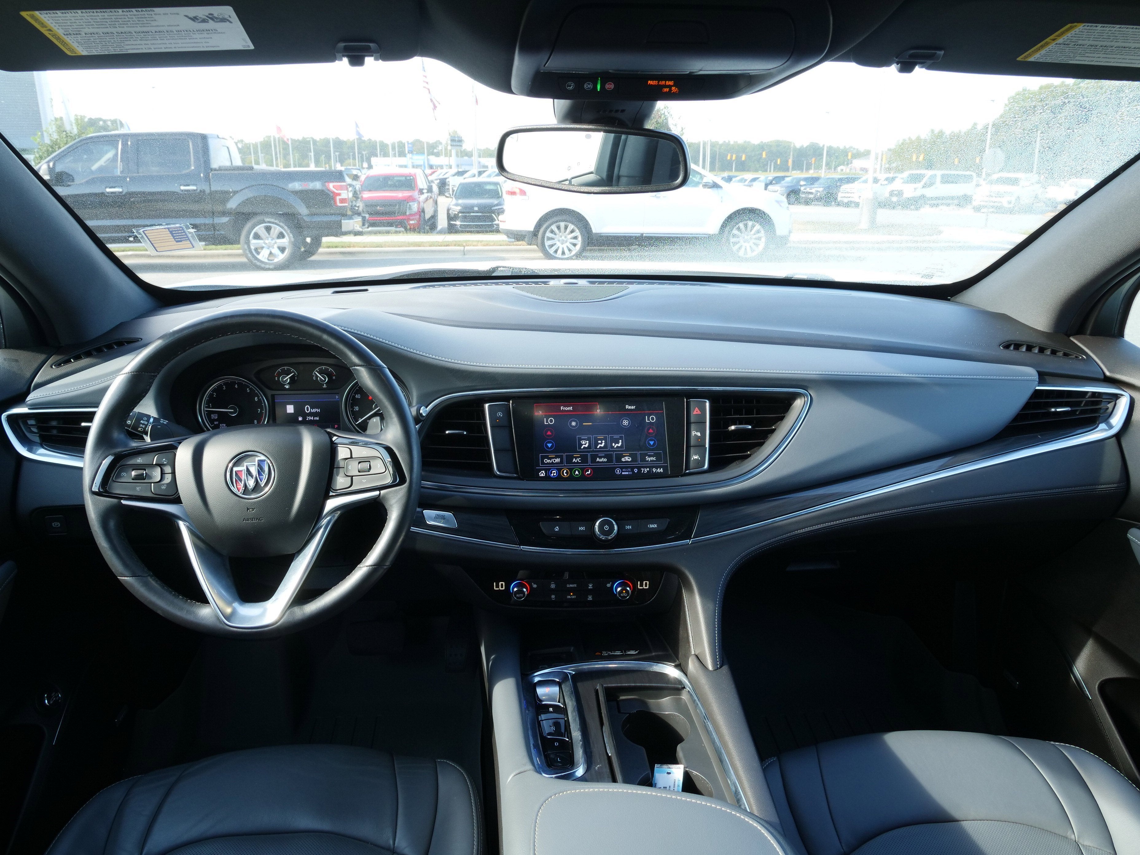 2023 Buick Enclave Essence