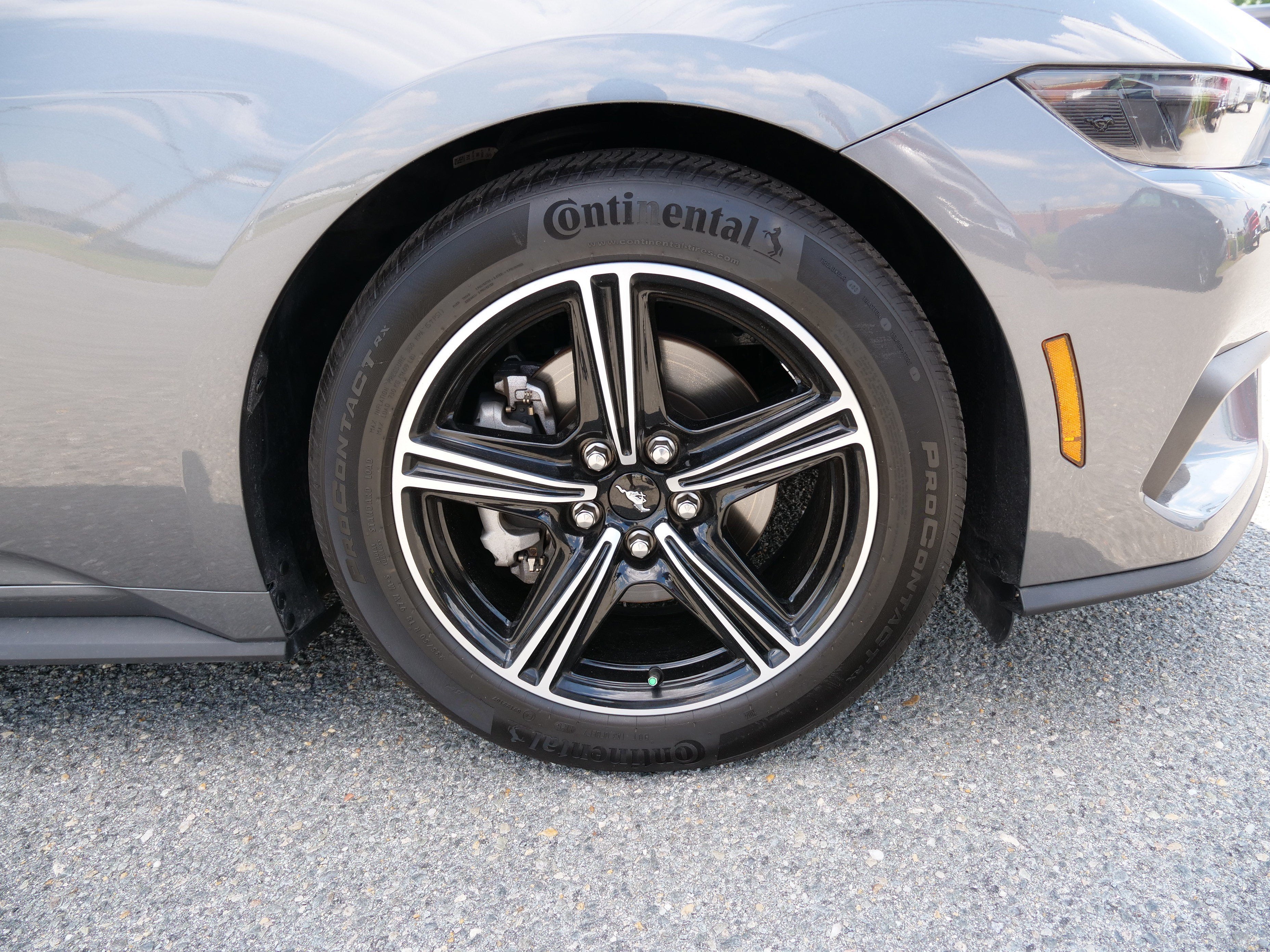 2025 Ford Mustang Base