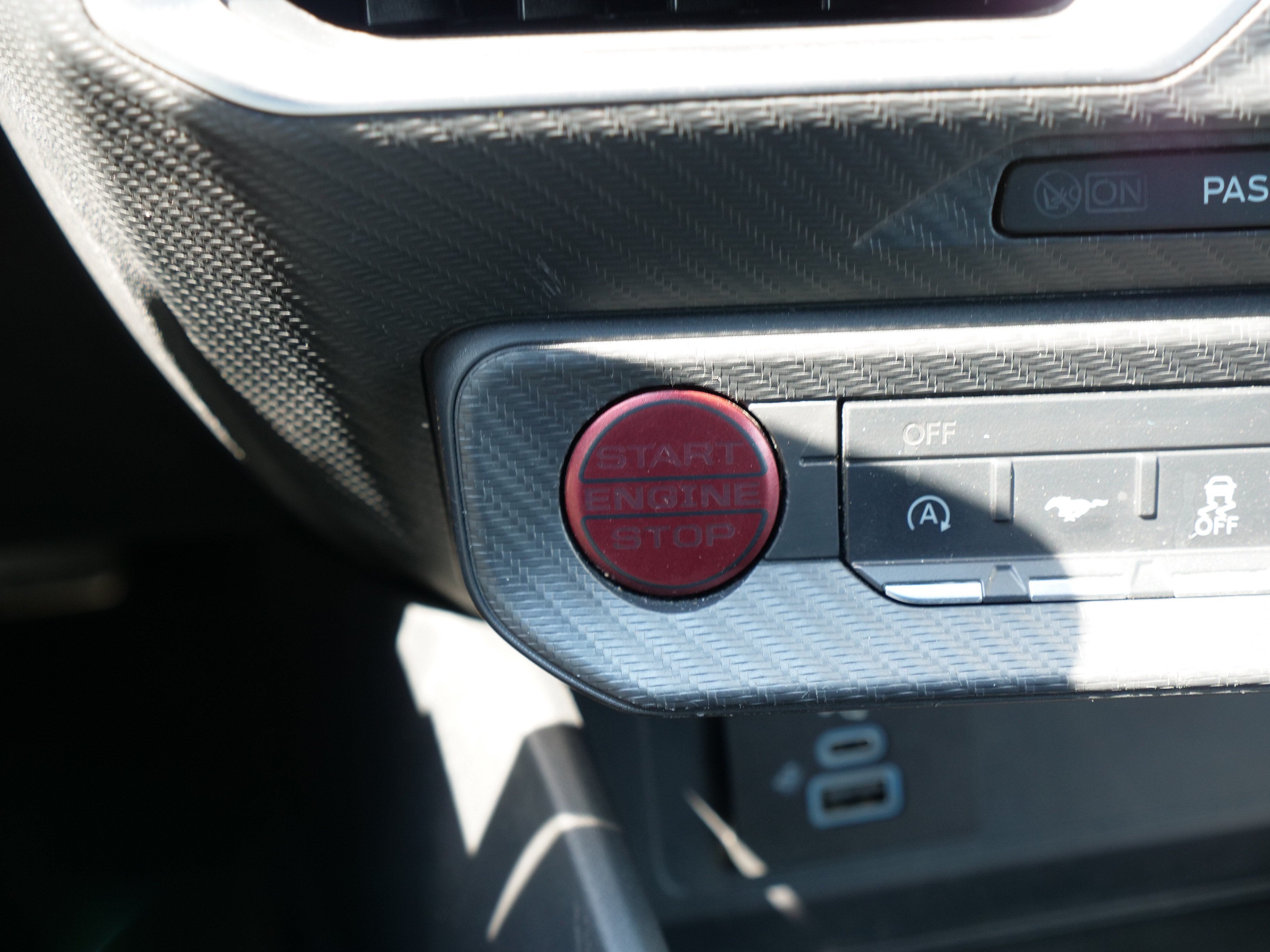 2025 Ford Mustang Base