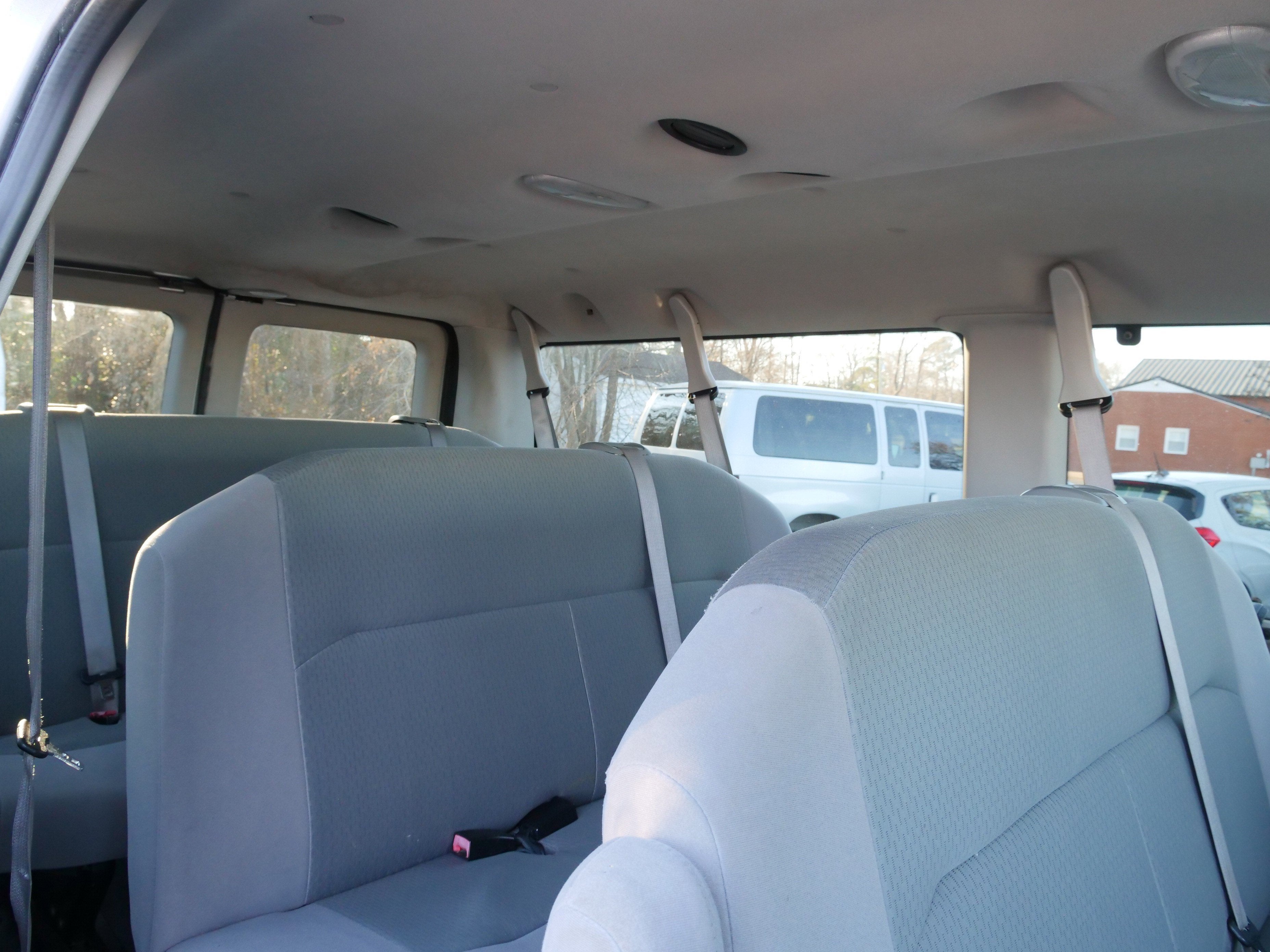 2009 Ford Econoline Wagon Base
