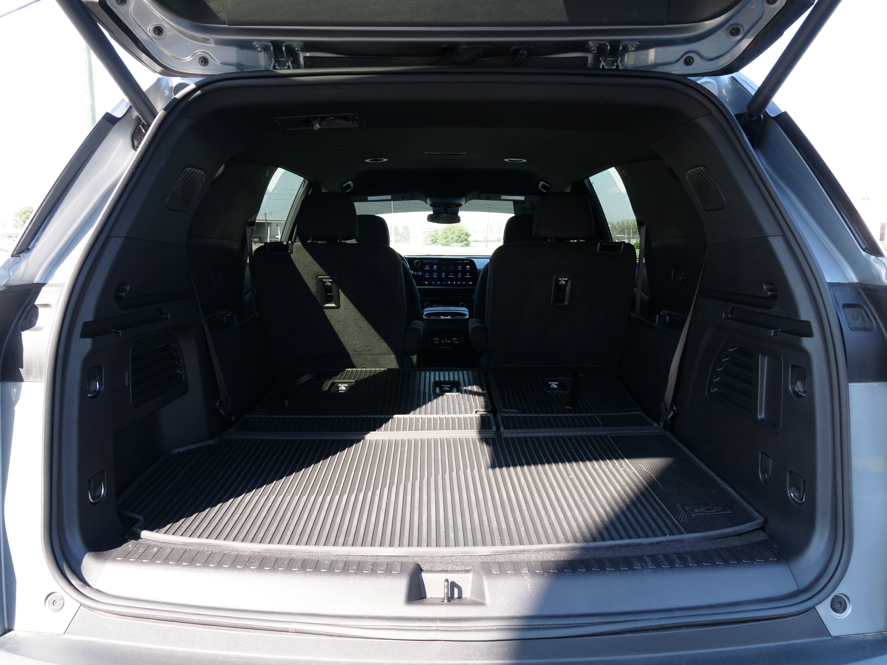 2025 Chevrolet Traverse FWD LT