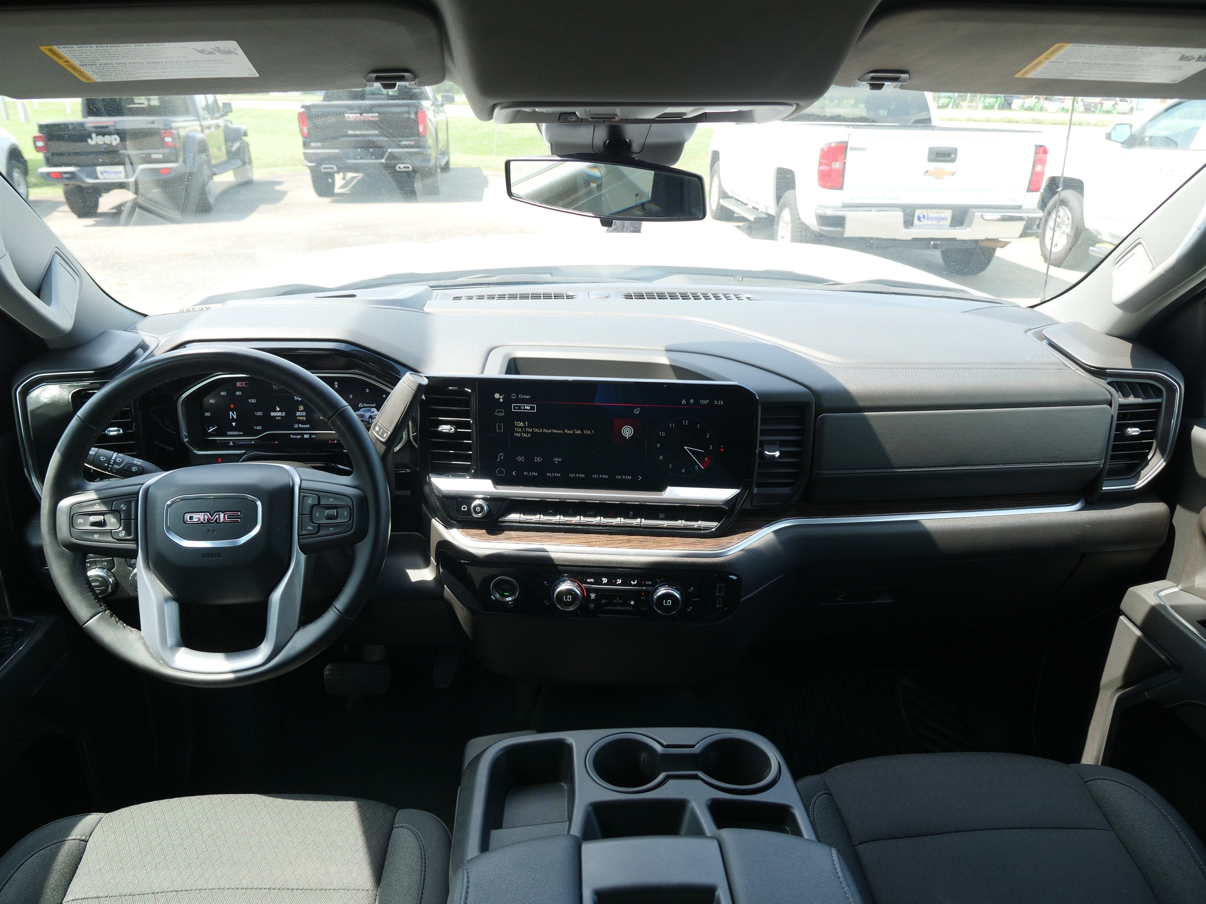 2024 GMC Sierra 1500 SLE