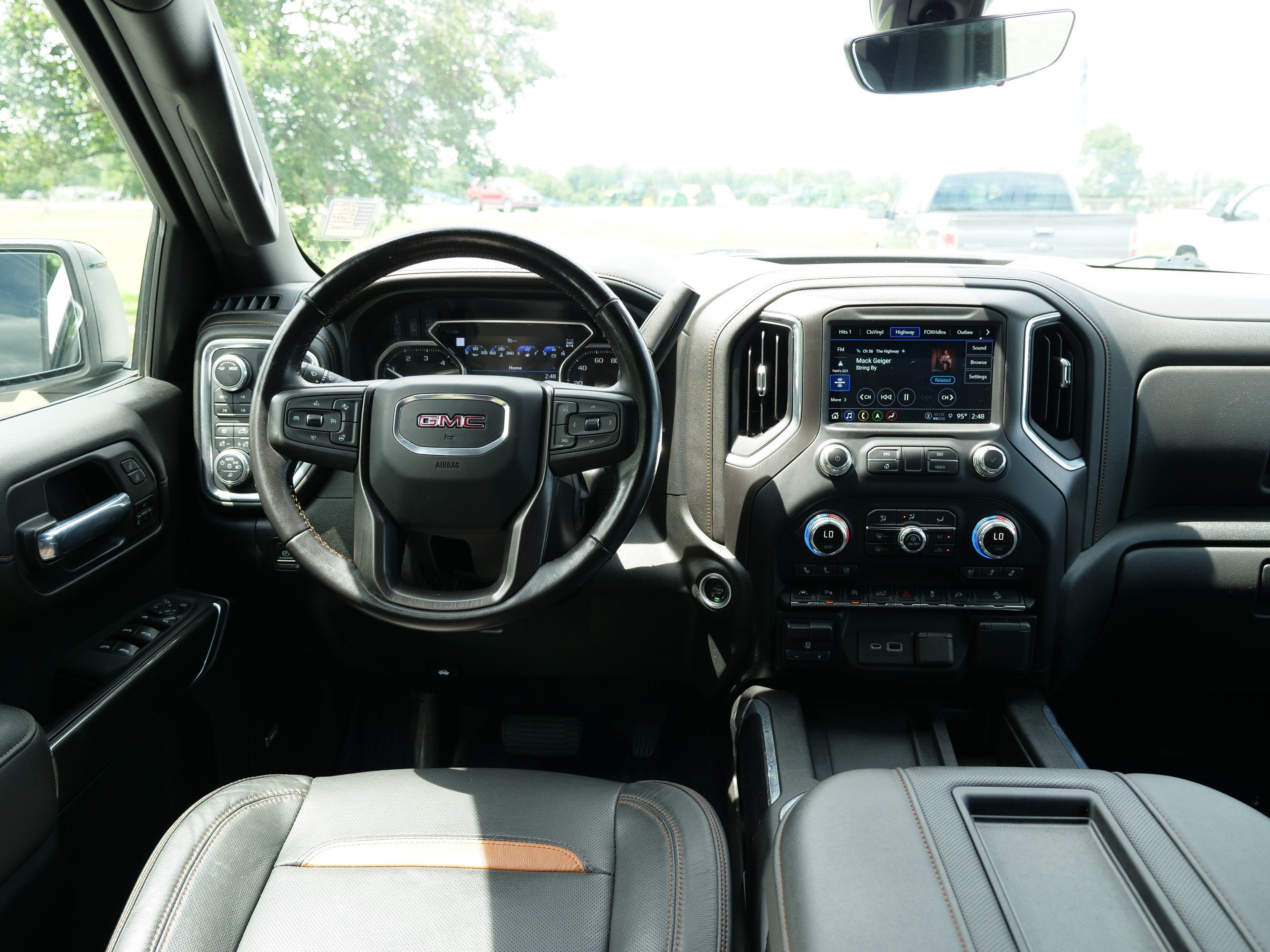 2021 GMC Sierra 1500 AT4
