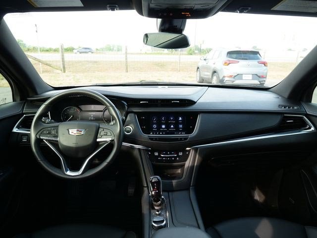 2024 Cadillac XT6 FWD Luxury