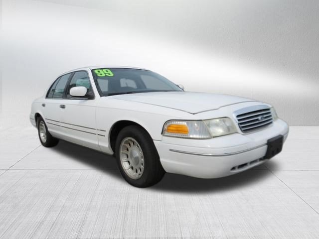 1999 Ford Crown Victoria