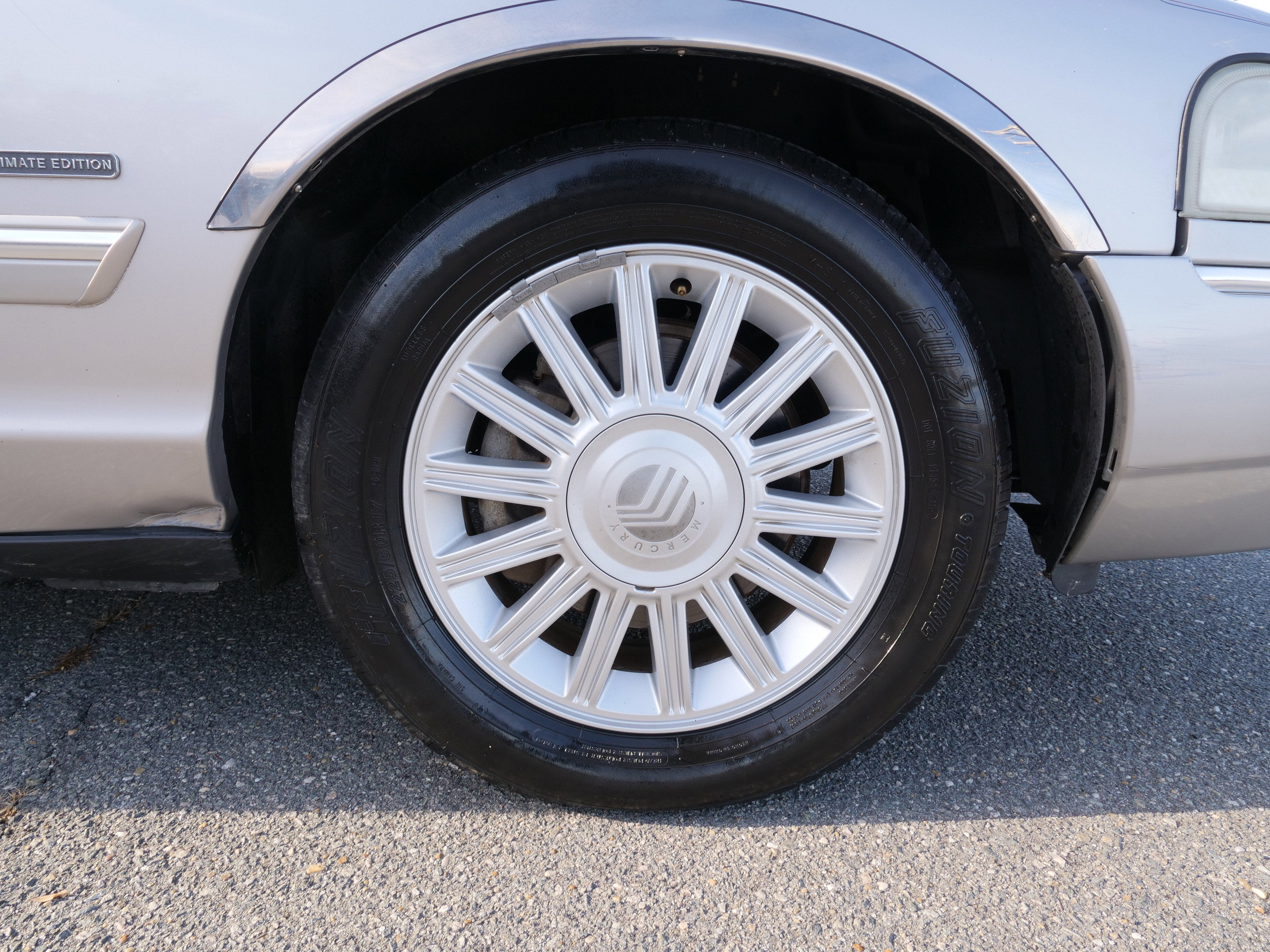 2009 Mercury Grand Marquis LS